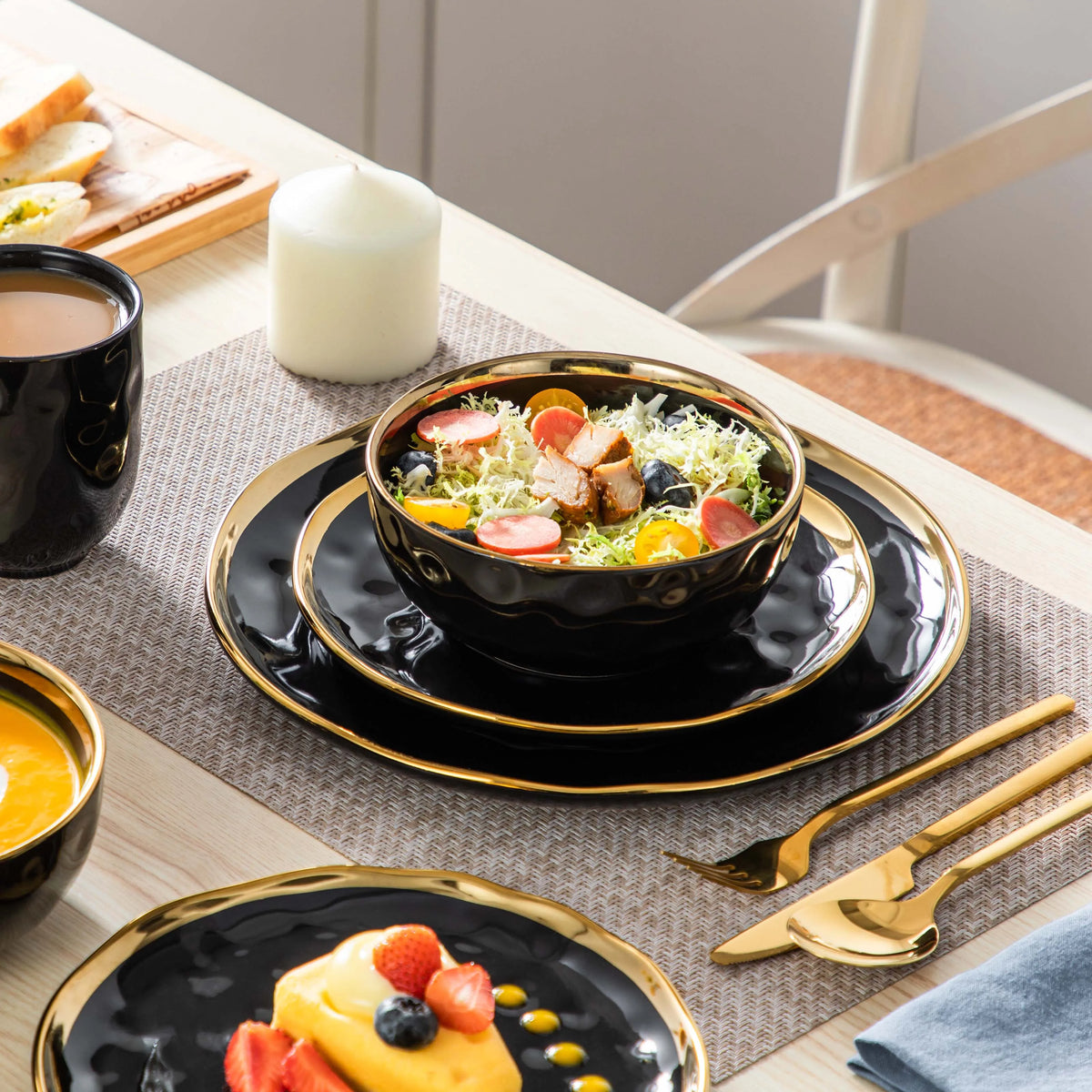 MALACASA Ceramic Dinnerware Set For Home Dining And Entertaining